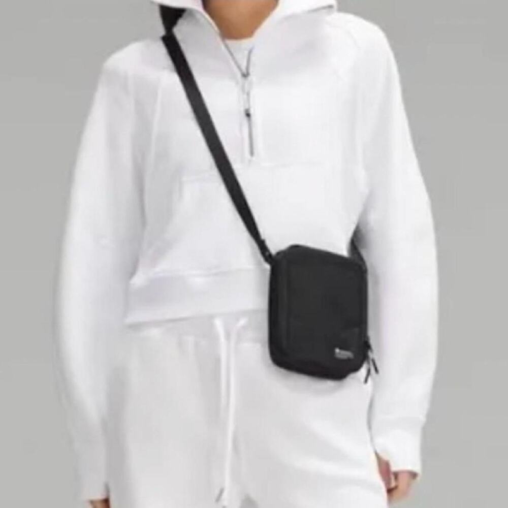 Lululemon Easy Access Crossbody Bag